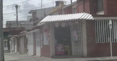 TIENDA DE BARRIO CALLE 1 CON 73 TIENDA DE BARRIO CALLE 1 CON 73